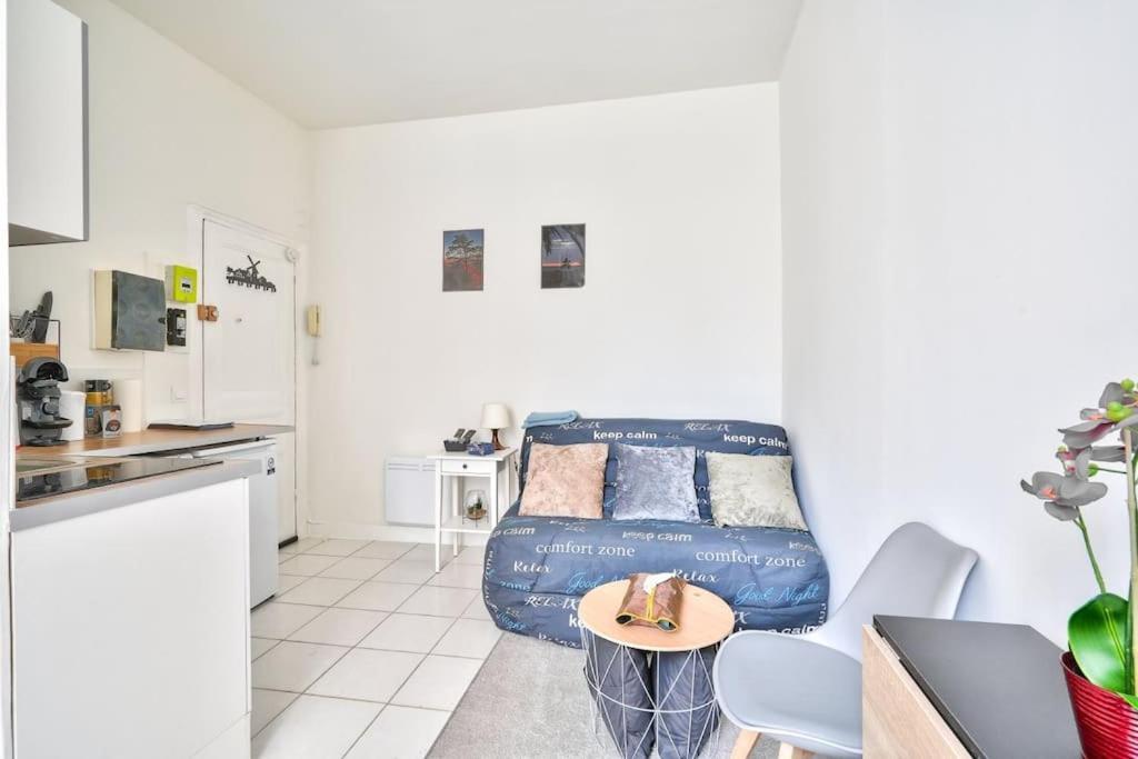 Magnificent Studio Near Paris Clichy Bagian luar foto